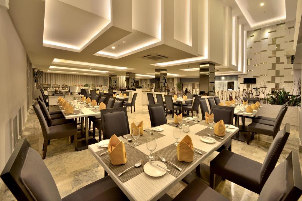 Tjokro Hotel Pekanbaru Luaran gambar
