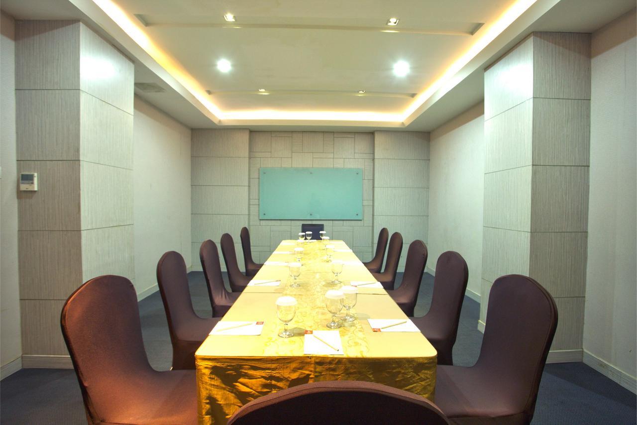 Tjokro Hotel Pekanbaru Luaran gambar