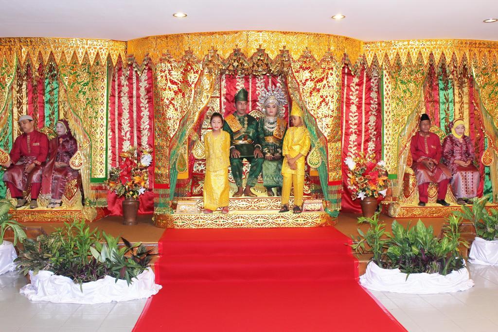 Tjokro Hotel Pekanbaru Luaran gambar