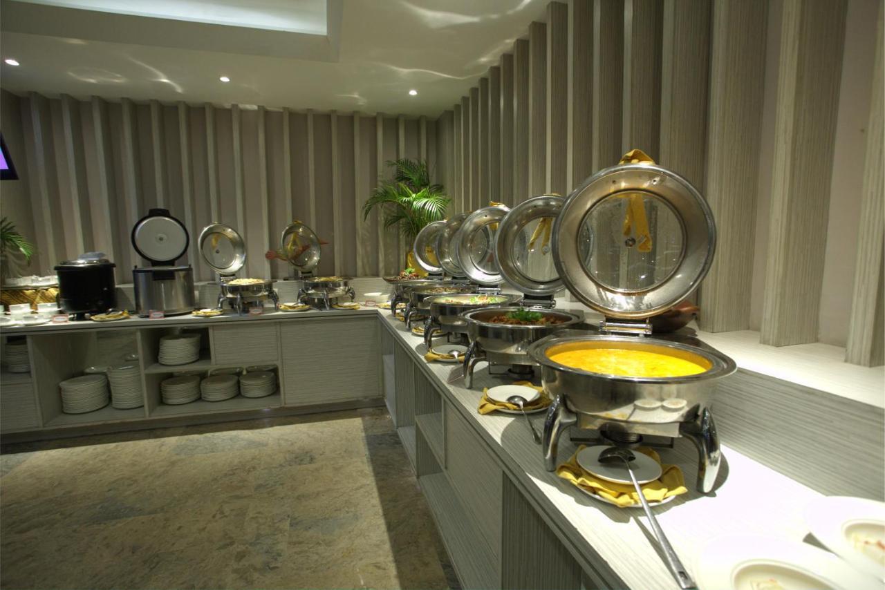 Tjokro Hotel Pekanbaru Bilik gambar
